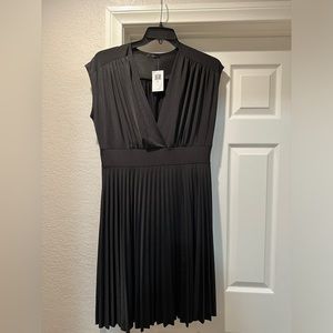 Soprano Black Pleated Accordion Sleeveless Dress Women’s Size 1X